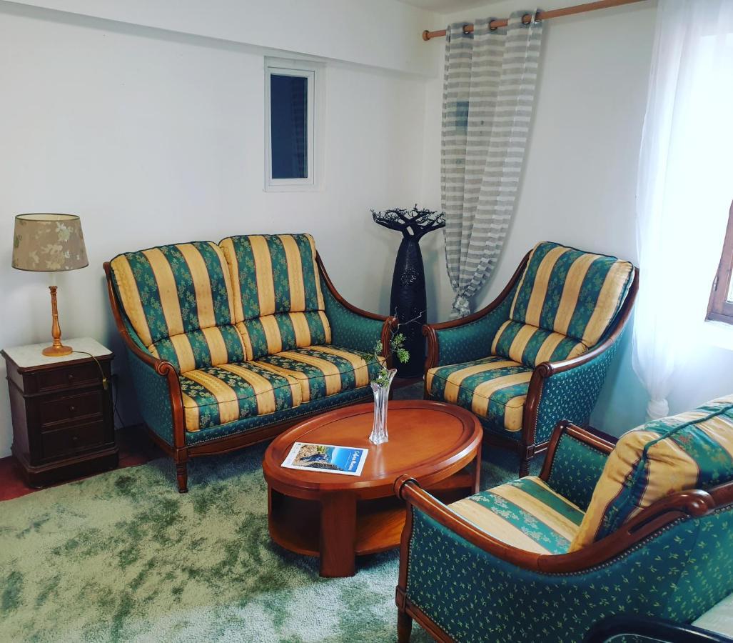 Les 2 Droles D'oiseaux Bed & Breakfast