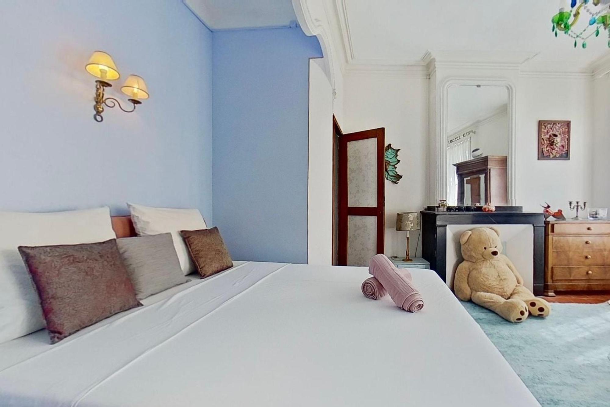 Bed & Breakfast Les 2 Droles D'oiseaux Luc-sur-Orbieu